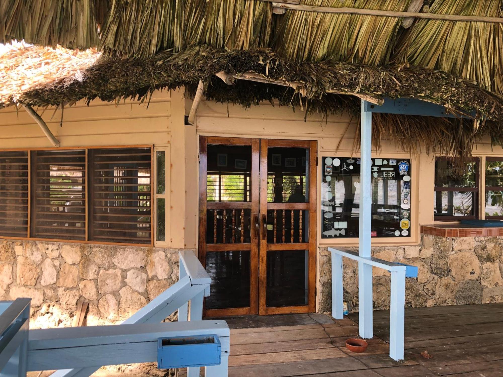 Costa De Cocos Hotel Xcalak Exterior photo